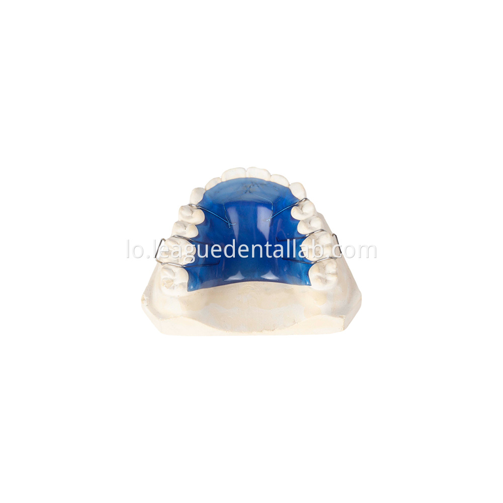 Retainer